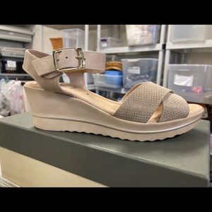 SPRING STEP ROCHELLE ANKLE STRAP SANDAL size 8